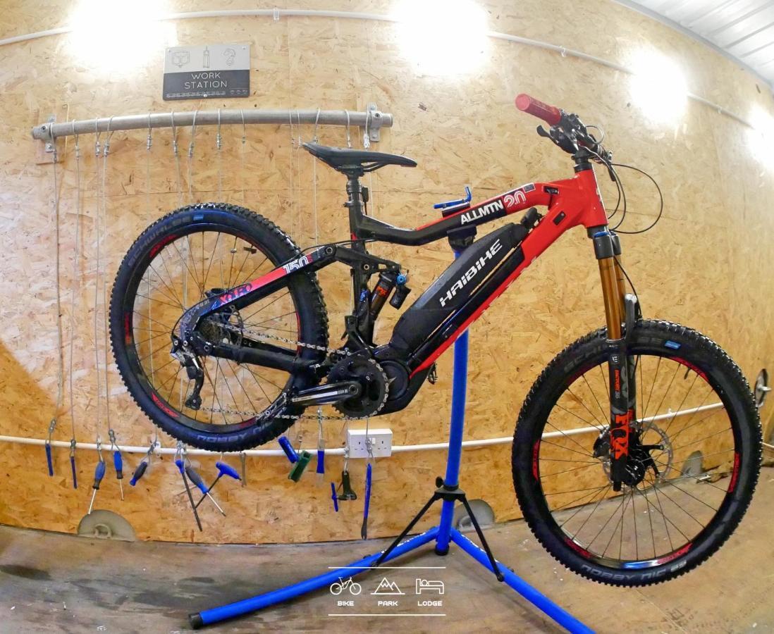 Bike Park Lodge Merthyr Tydfil Dış mekan fotoğraf